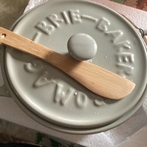 Creative co-op brie pot